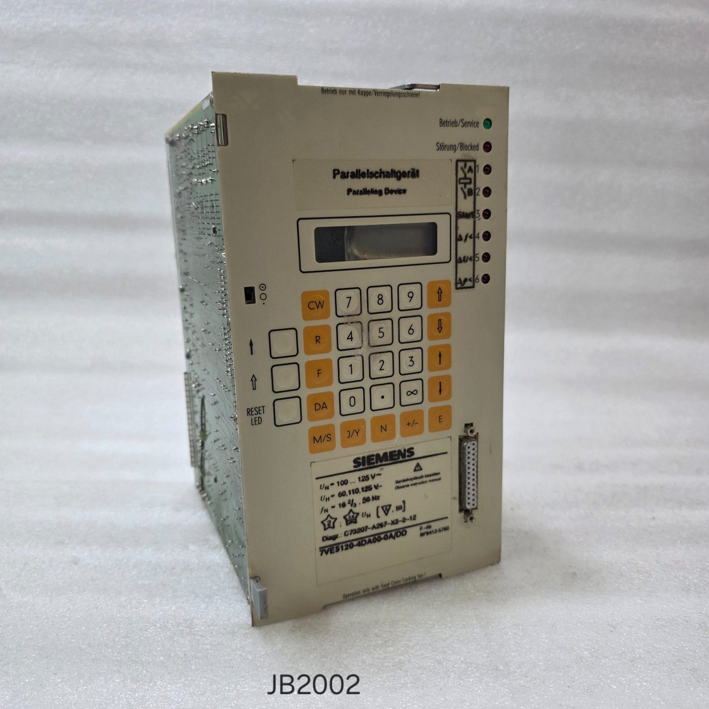 SIEMENS 7VE5120-4DA00-0A/DD PROTECTION RELAY – VOLTAGE/FREQUENCY RELAY