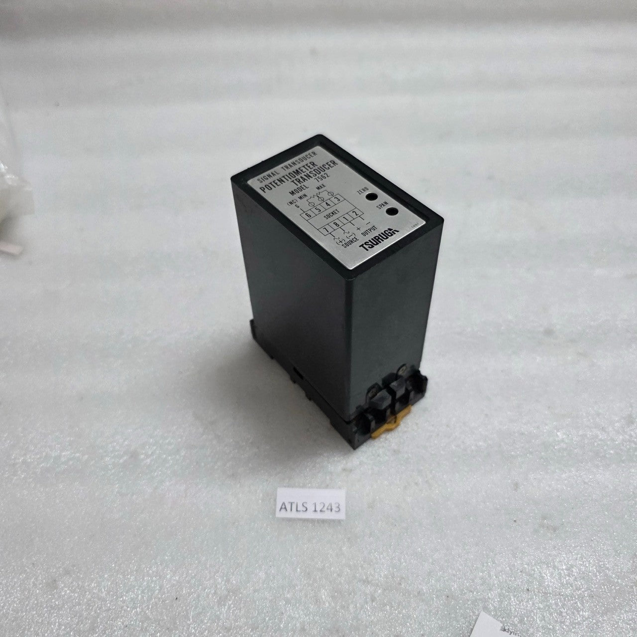 TSURUGA 7562-29-3 SIGNAL TRANSDUCER AC100/110V