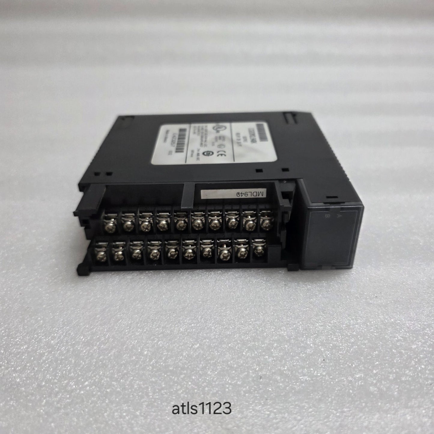 GE FANUC IC693MDL940K RELAY OUTPUT MODULE