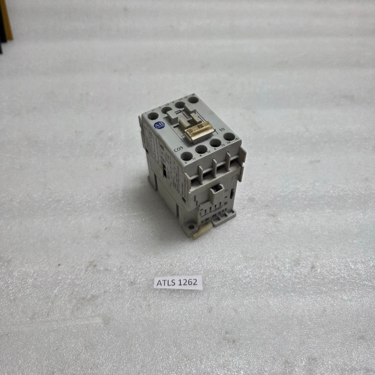 ALLEN-BRADLEY 100-C09-10 SER A CONTRACTOR COIL VOLTAGE 24V AC
