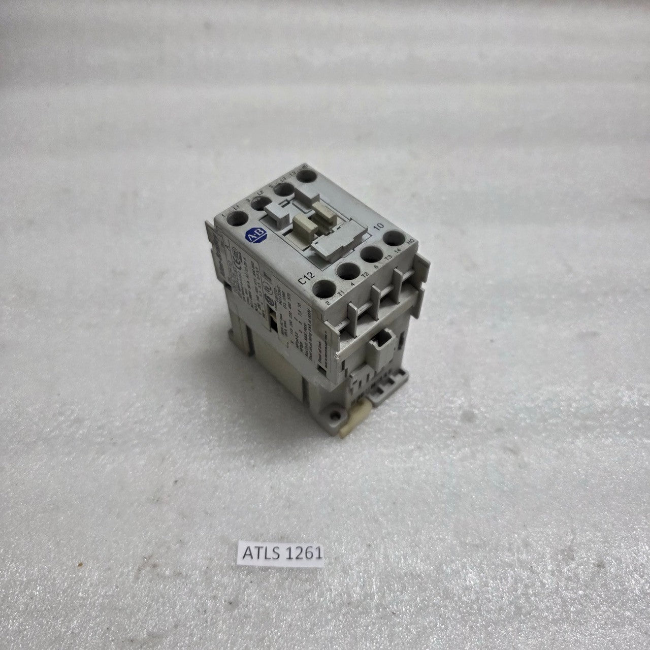 ALLEN-BRADLEY CAT 100-C12-10 SER A CONTACTOR COIL VOLTAGE 24V AC