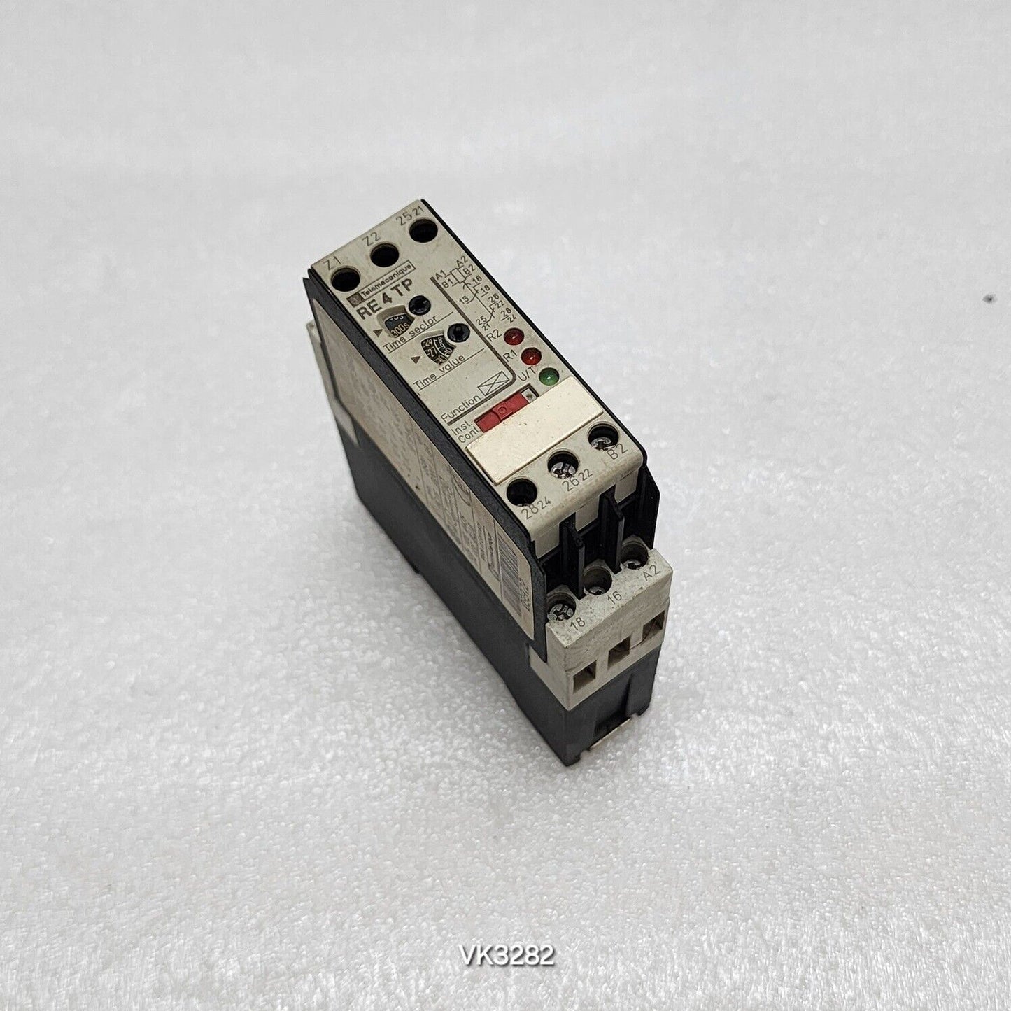 TELEMECANIQUE RE4 TP13BU TIME DELAY RELAY 09972 110-240VAC/24VAC-DC/42-48VAC