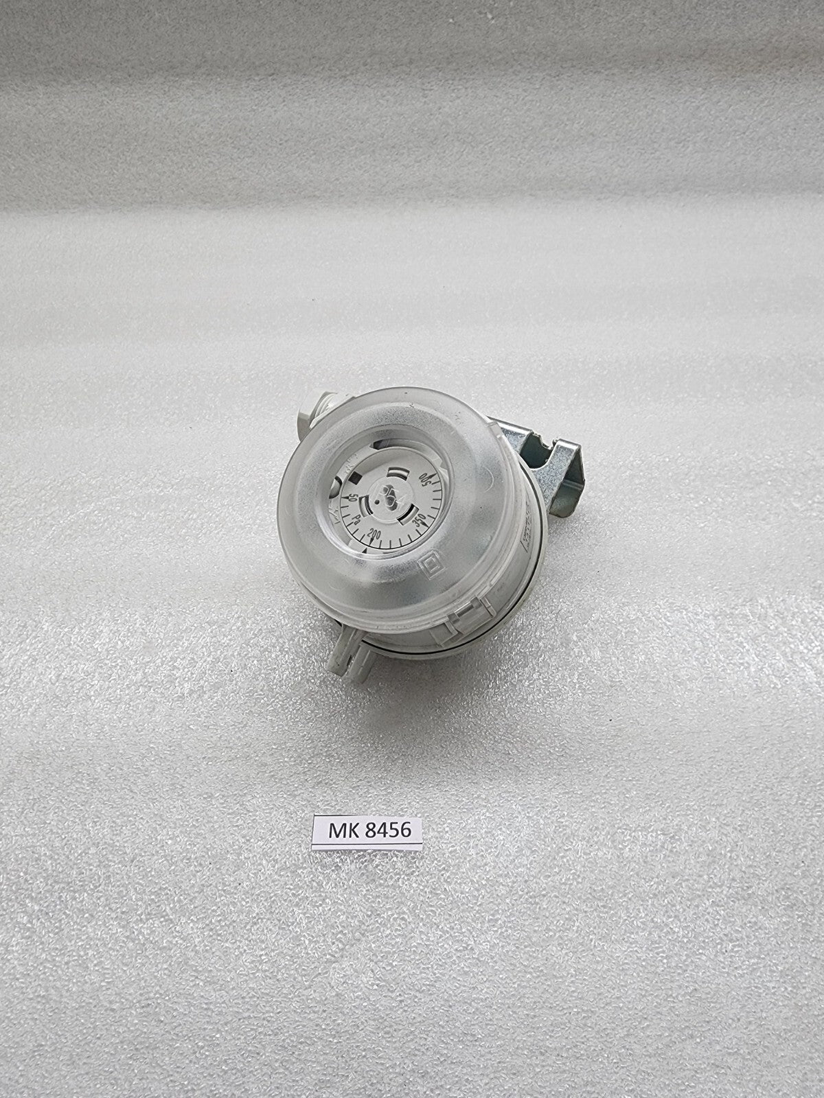 SIEMENS QBM81-5 DIFFERENTIAL PRESSURE MONITOR 131121A