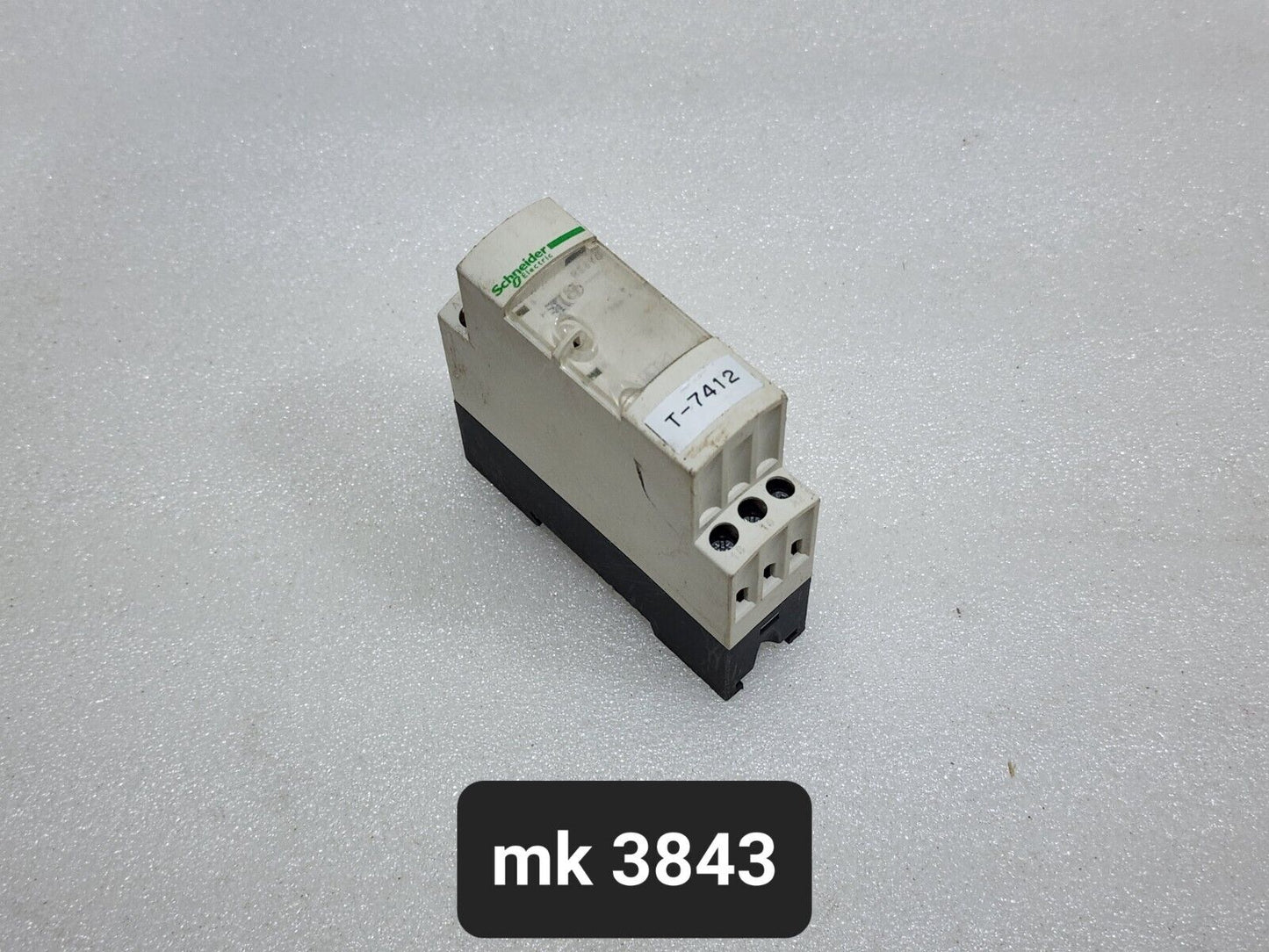 RE8YG31BU INDUSTRIAL TIMING RELAY 0.3-30S