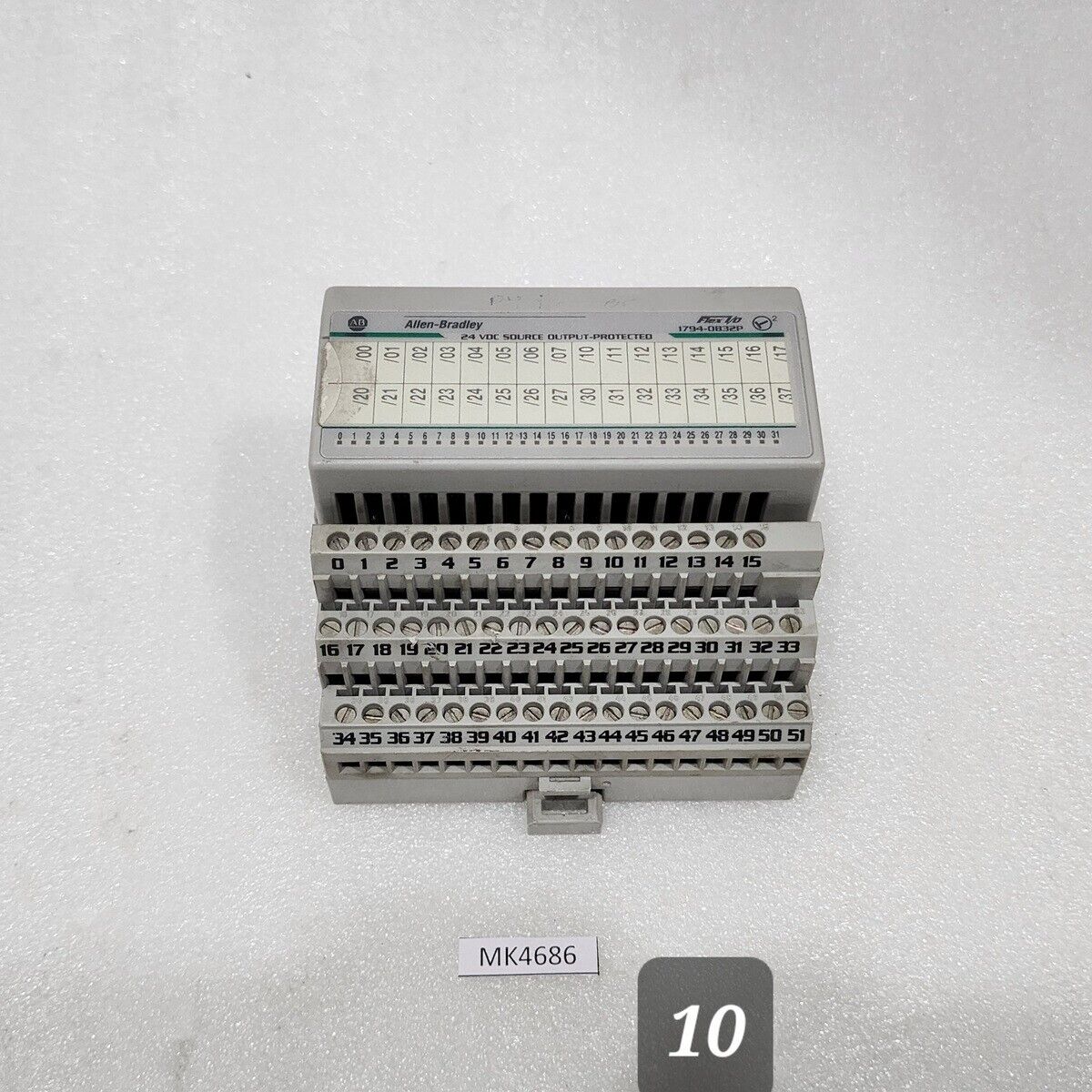 ALLEN BRADLEY CAT 1794-OB32P SERIES A 97284771 FLEX I/O MODULE 1794-TB32 9238527