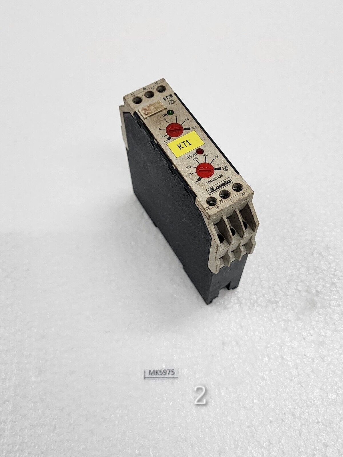 LOVATO BT2N12S110 FOR STARTERS ON DELAY 110-127V AC/24V AC-DC