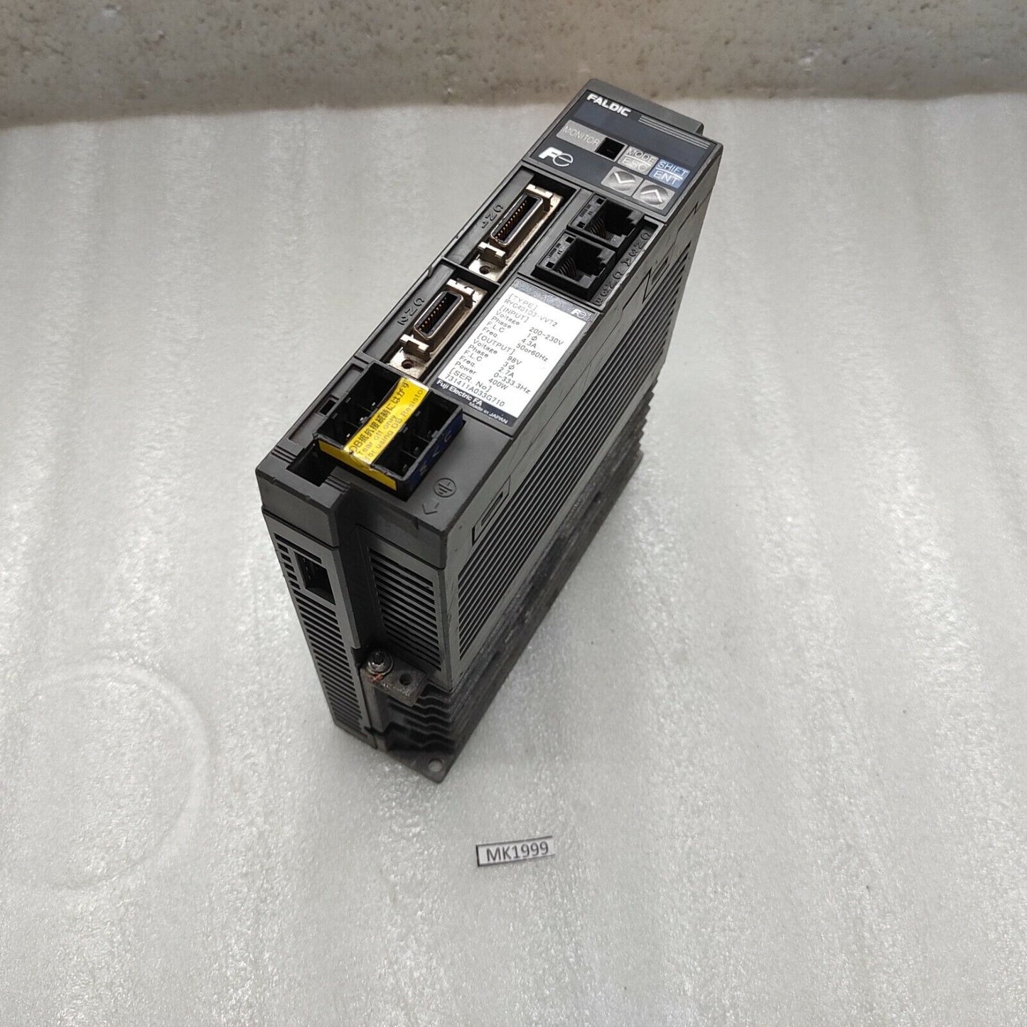 FUJI ELECTRIC RYC401D3-VVT2 SINGLE PHASE SERVO AMPLIFIER 200-230V