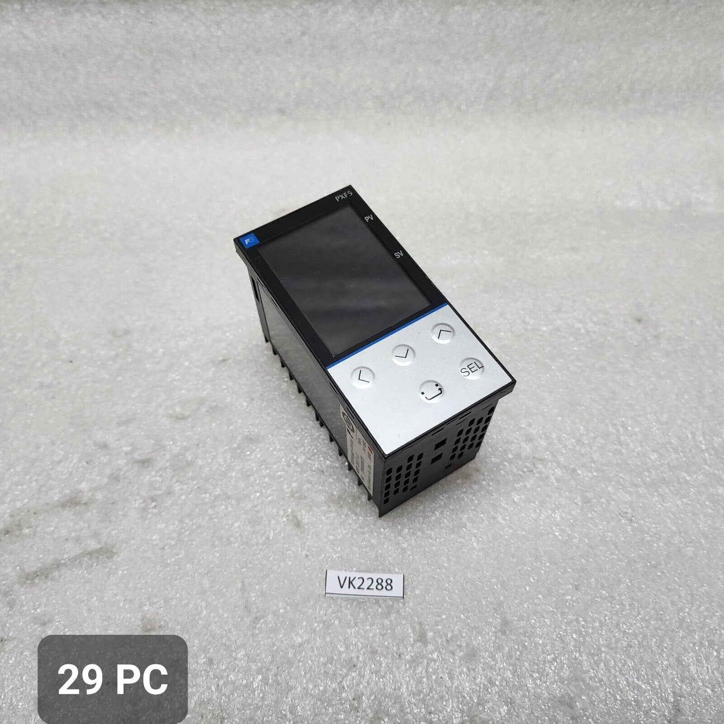 FUJI ELECTRIC PXF5AAA2-FVY00-P TEMPERATURE CONTROLLER 100-240VAC