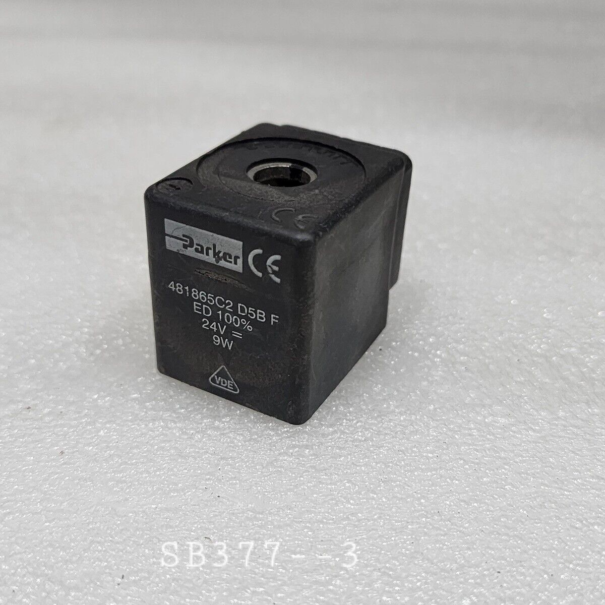 PARKER 481865C2 D5B F SOLENOID COIL 24VDC