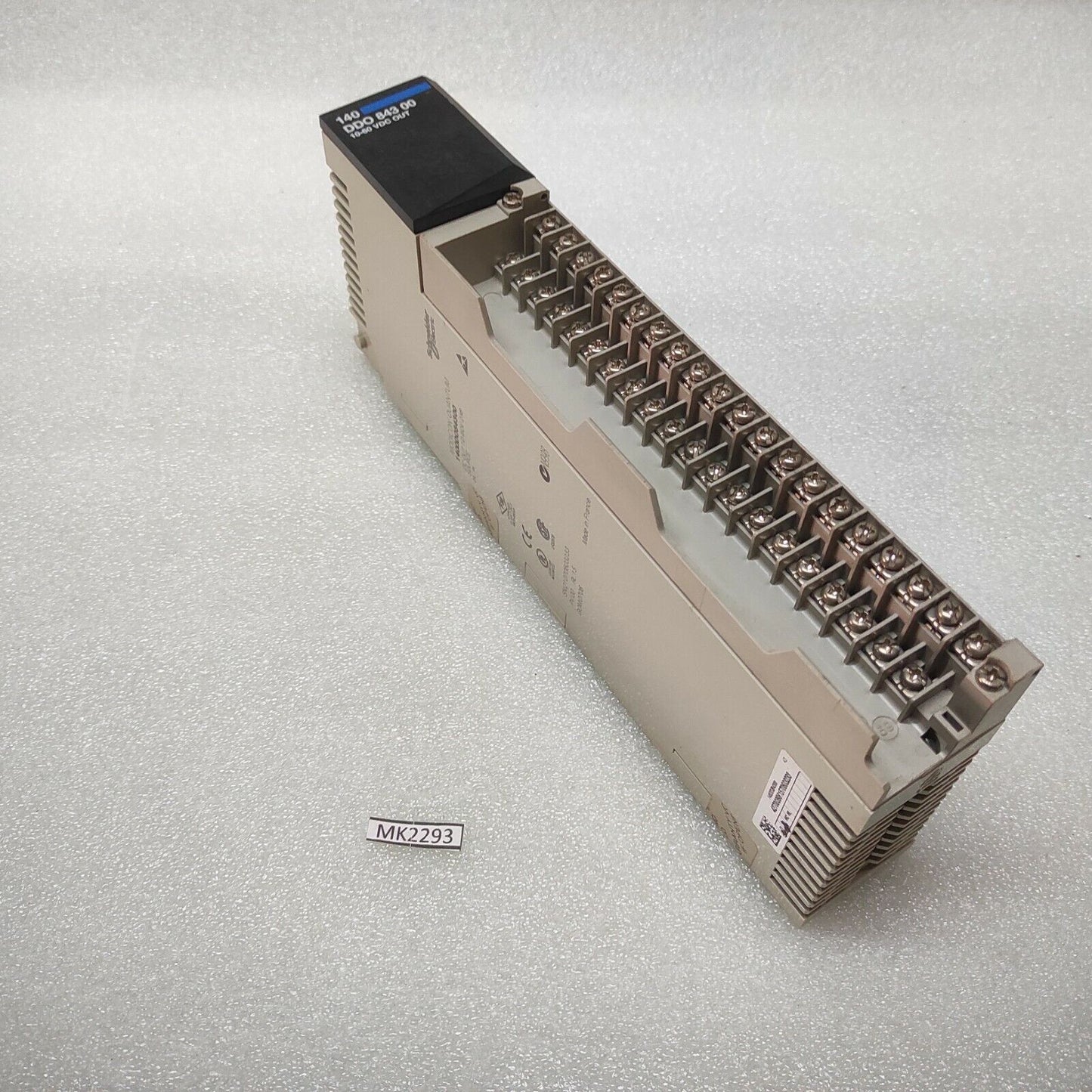 SE 140DDO84300 10-60 VDC OUTPUT MODULE