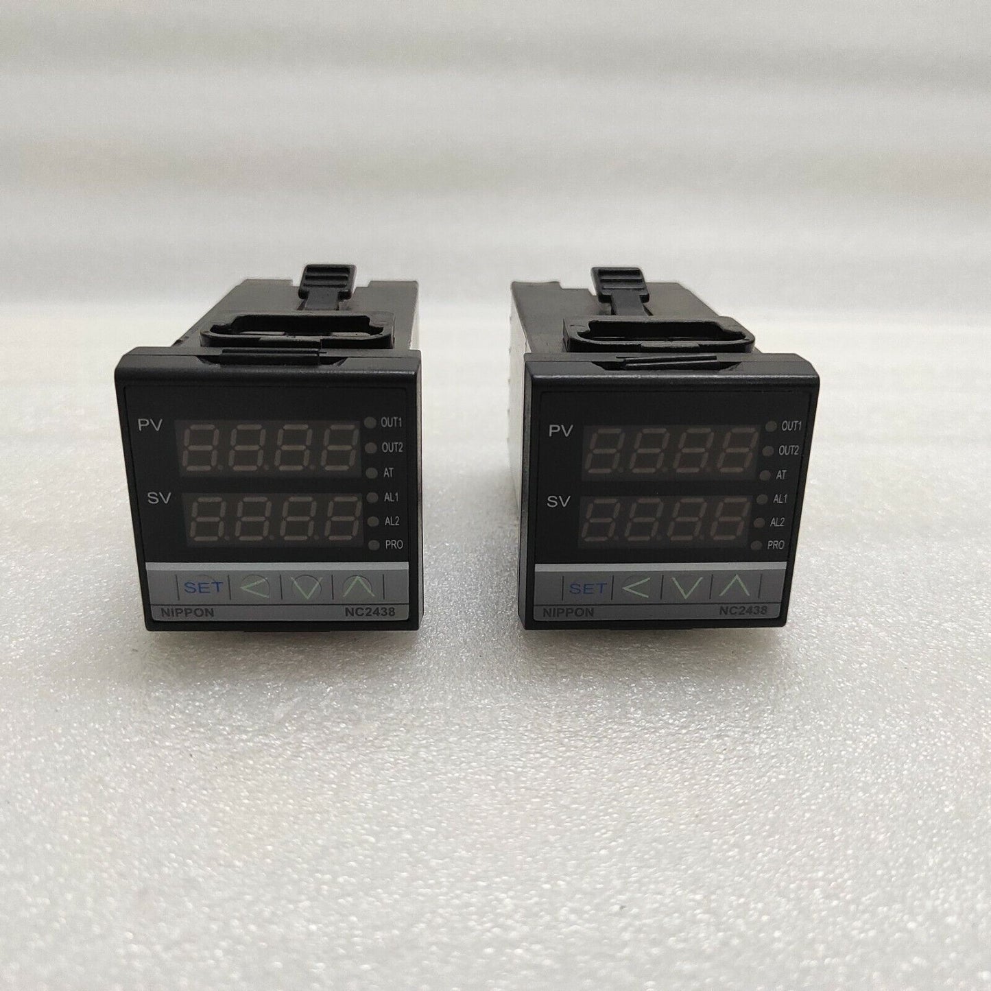 NIPPON NC2438 PID TEMPERATURE CONTROLLER 85-265V NC2438-21100B