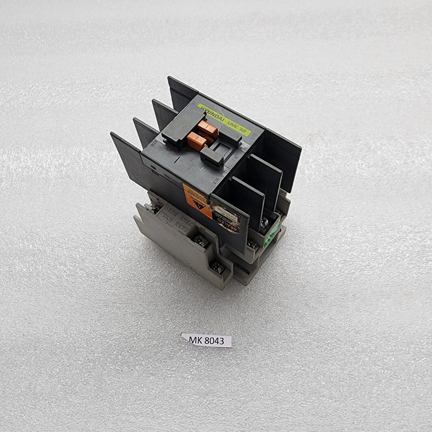 HYUNDAI UMC 32 MAGNETIC CONTACTOR COIL VOLTAGE 100-110V