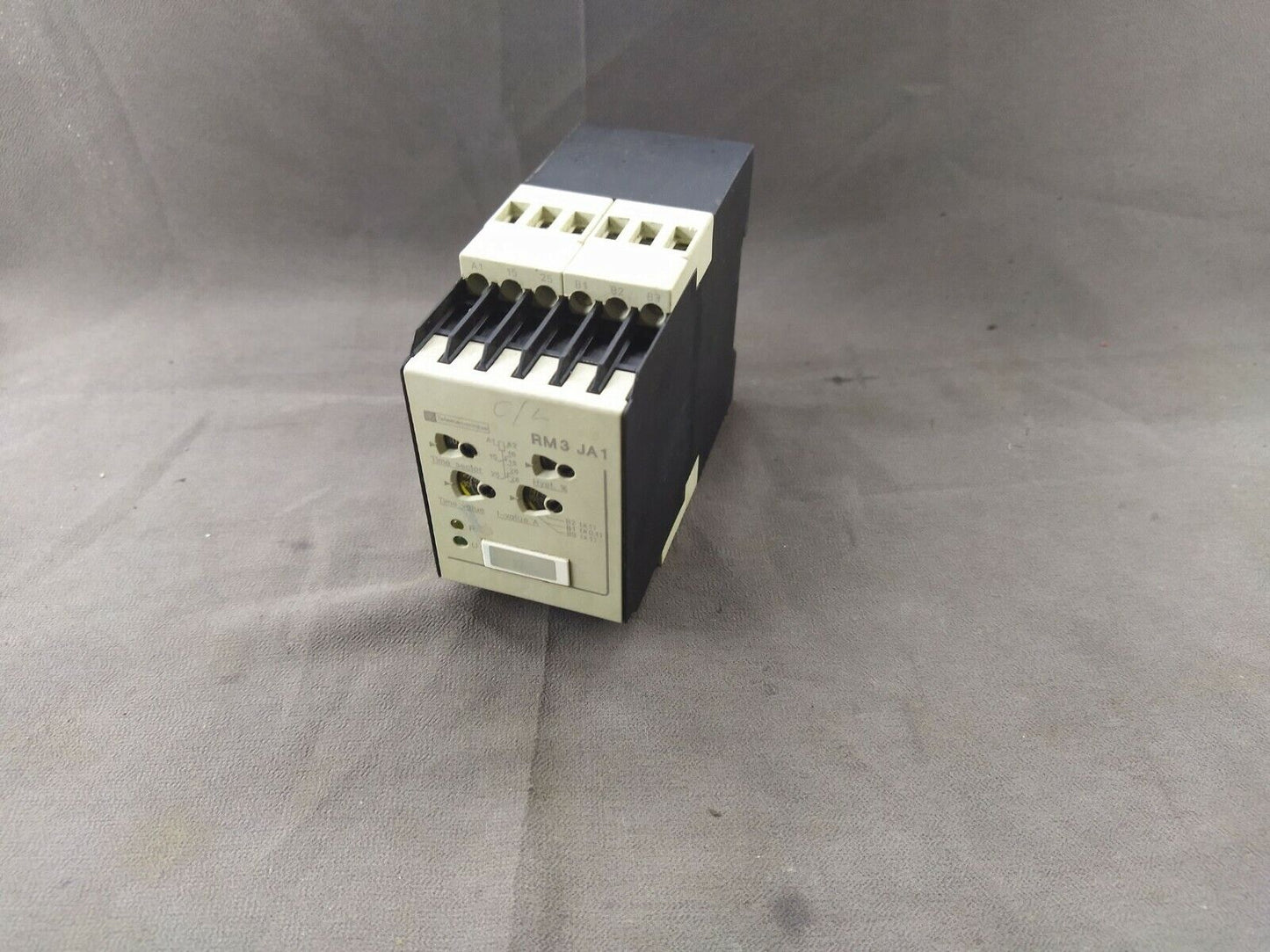 Telemecanique RM3 JA112FG7 Current Measurement Relay 05318 110-130V RM3JA112FG7