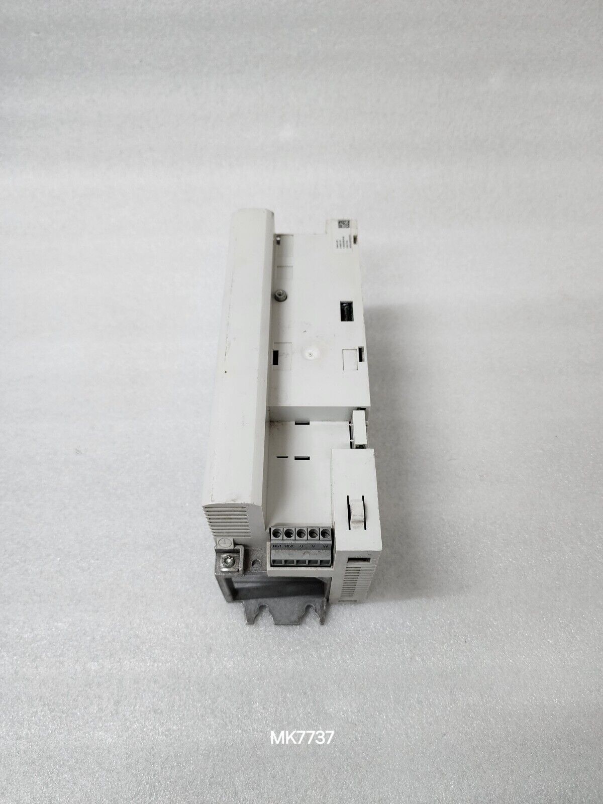 LENZE I55BE240F10V11000S INVERTER DRIVE 4KW/5HP 0-400/480V