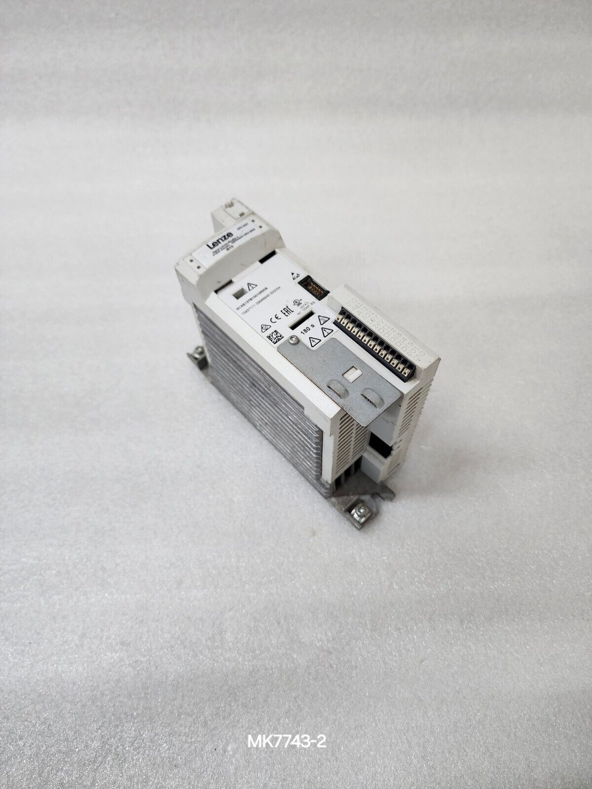 LENZE I51AE137B10010000S INVERTER DRIVE 0.37KW/0.5HP 0-230/240V MADE IN GERMANY