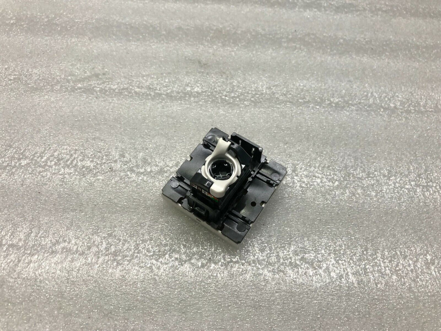 LEGRAND 5 723 15 RJ45 SOCKET LOT OF 6 UNIT