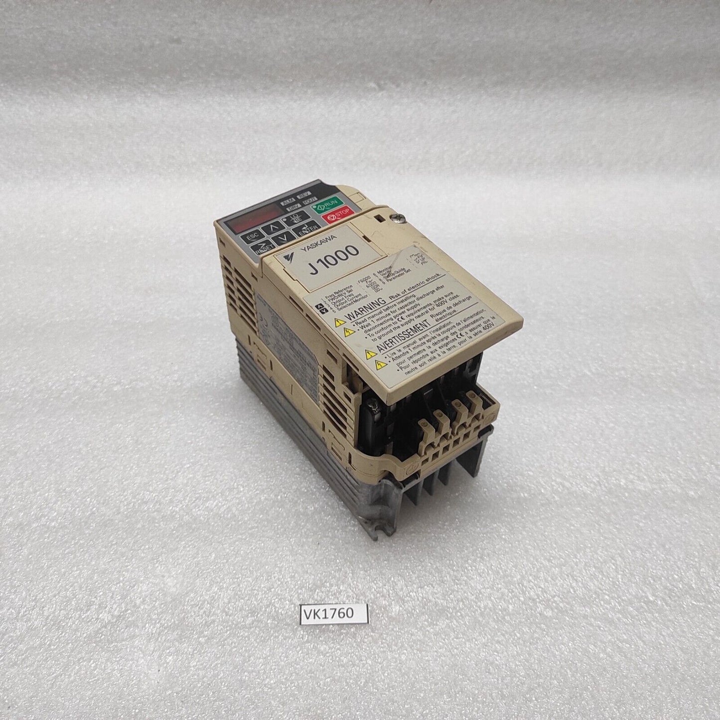 YASKAWA J1000 CIMR-JTBA0003BAA AC DRIVE 0.75kW/0.4kW