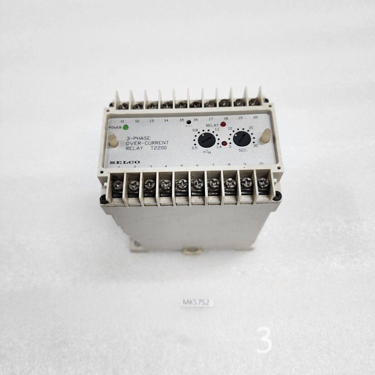 SELCO T2200-02 3-PHASE OVERCURRENT RELAY 380-440V AC 5A