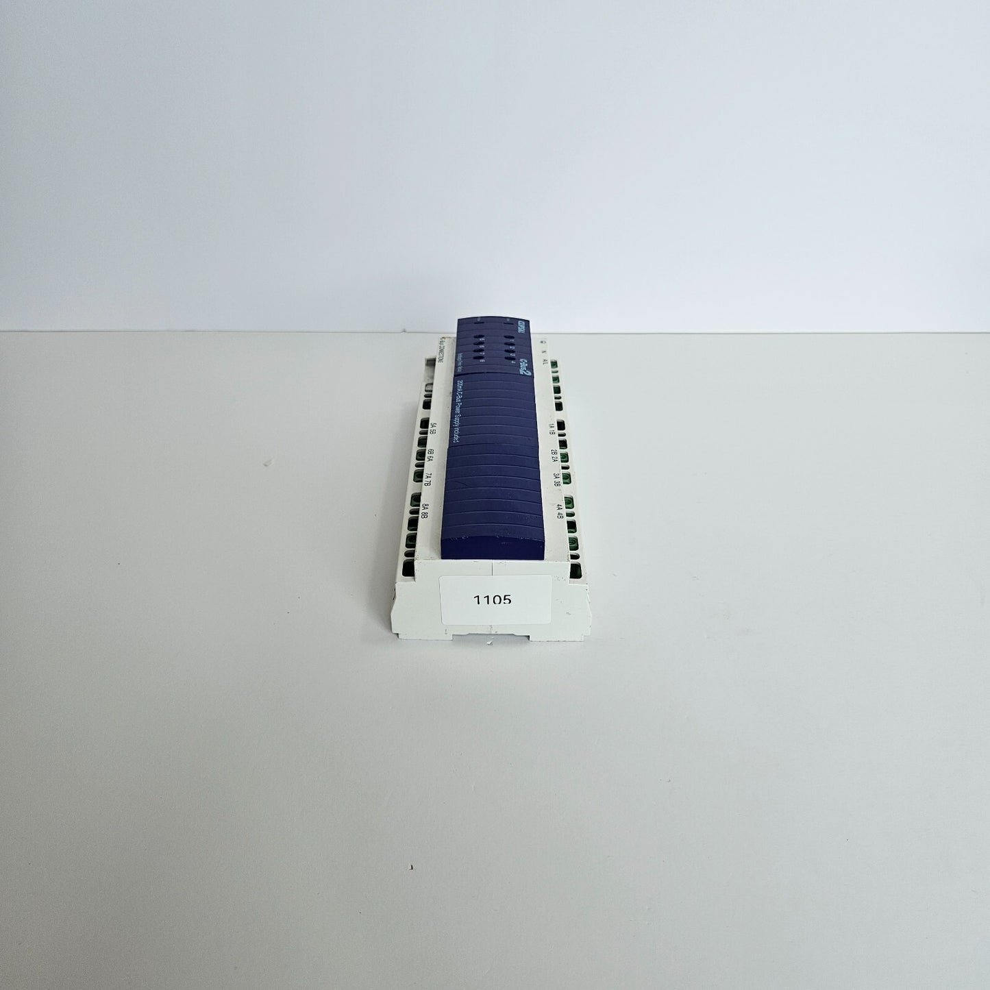 CLIPSAL L5508RVF 8-CHANNEL VOLTAGE FREE RELAY 220-240V