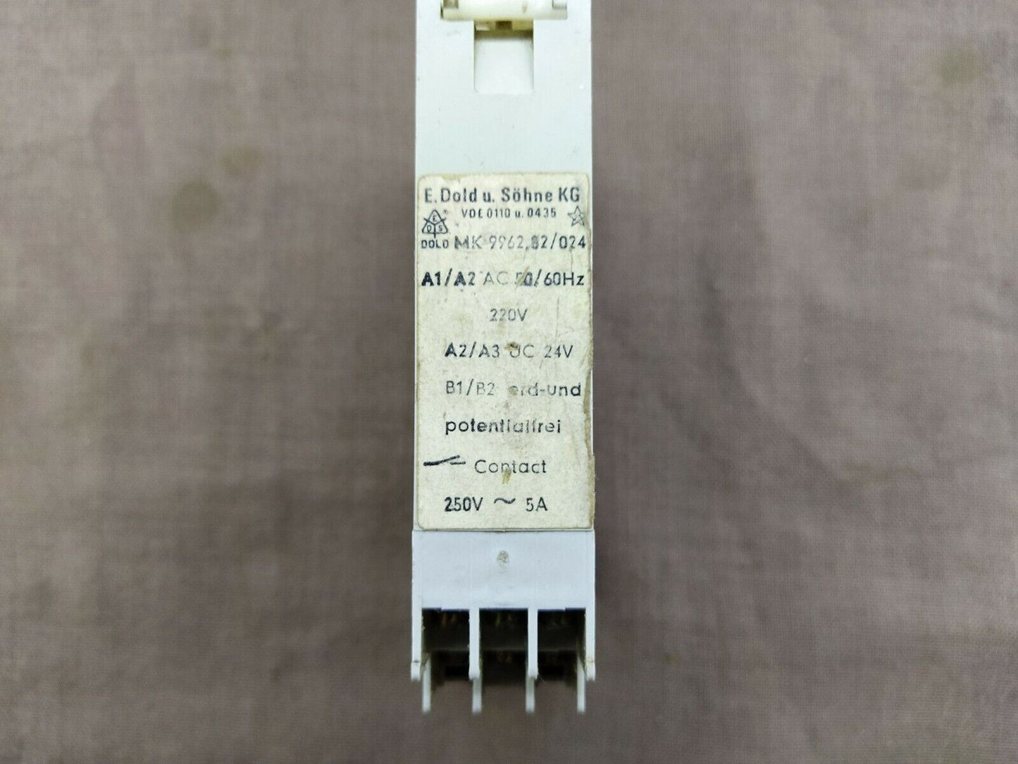 Dold MK9962.82/024 220 VAC, 24 VDC MK 9962