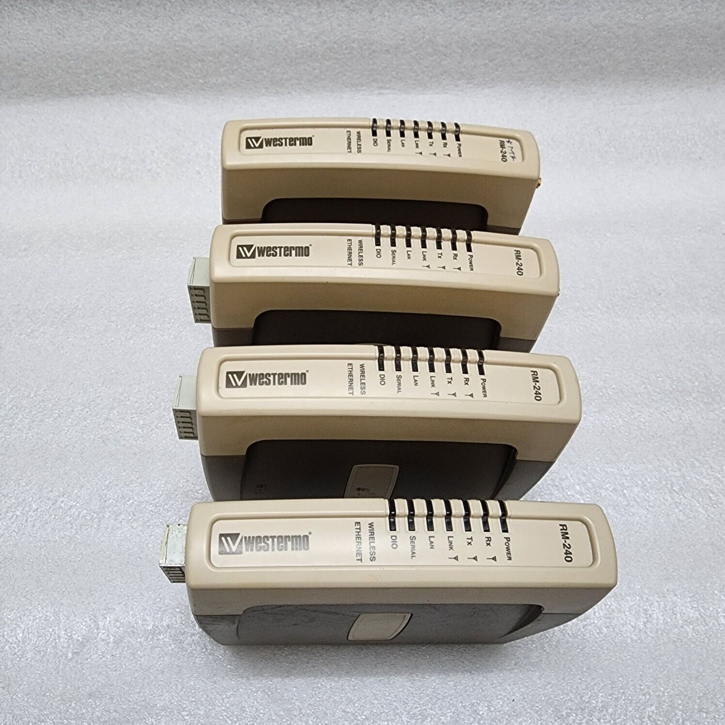 WESTERMO RM-240 WIRELESS INDUSTRIAL ETHERNET SWITCH 9-30VDC WITHOUT ANTENNA