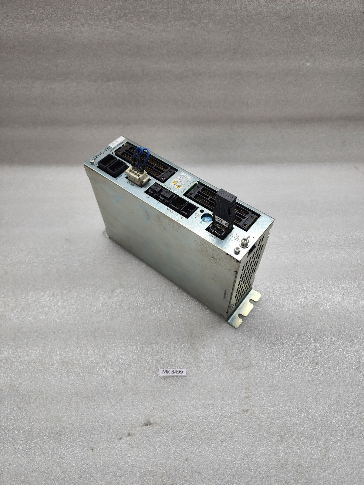 YASKAWA DX100 JZNC-YIU02-E ROBOTIC CONTROLLER R14742-906-7