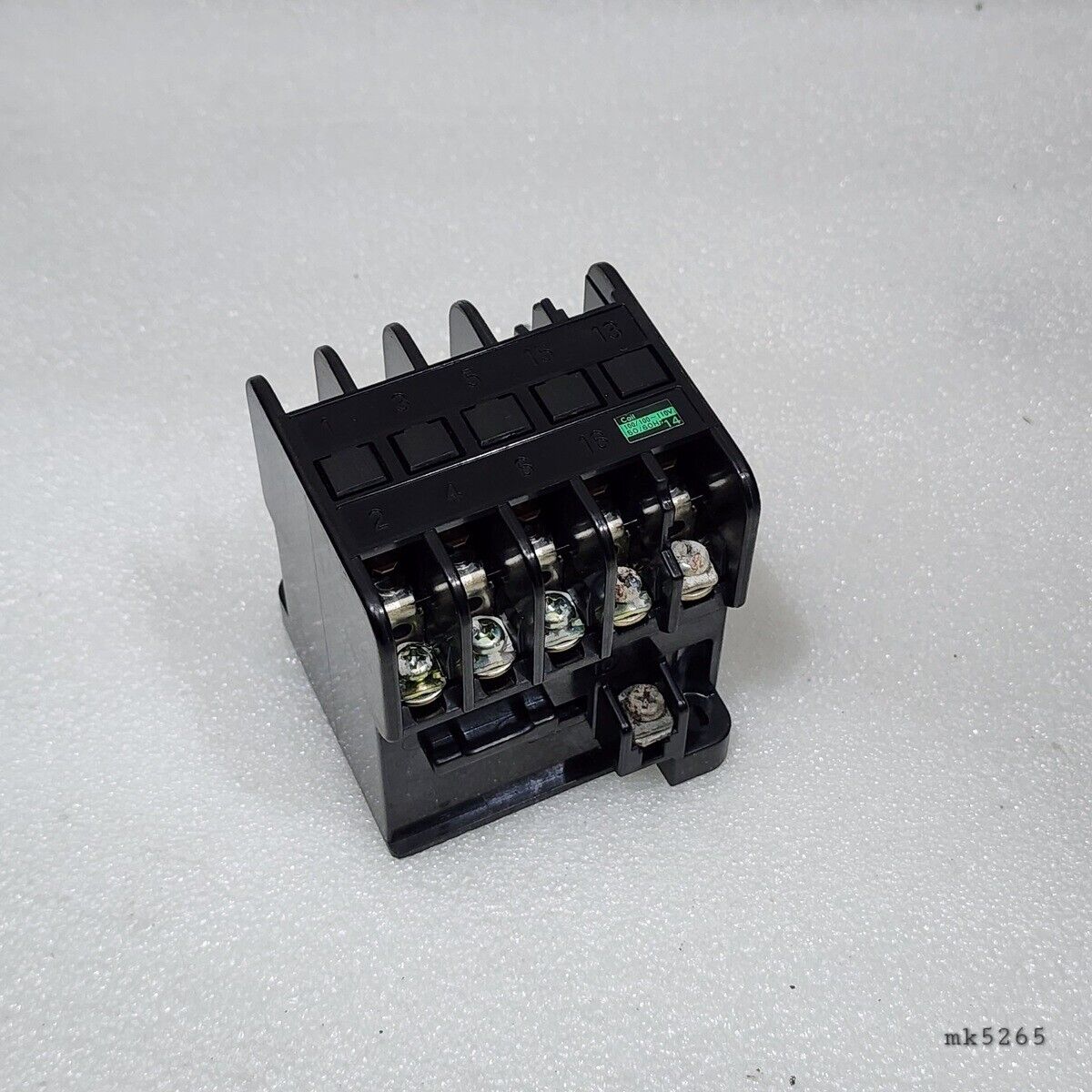 FUJI ELECTRIC SRC 3631-5-1 MAGNETIC CONTACTOR COIL VOLTAGE 100-110V