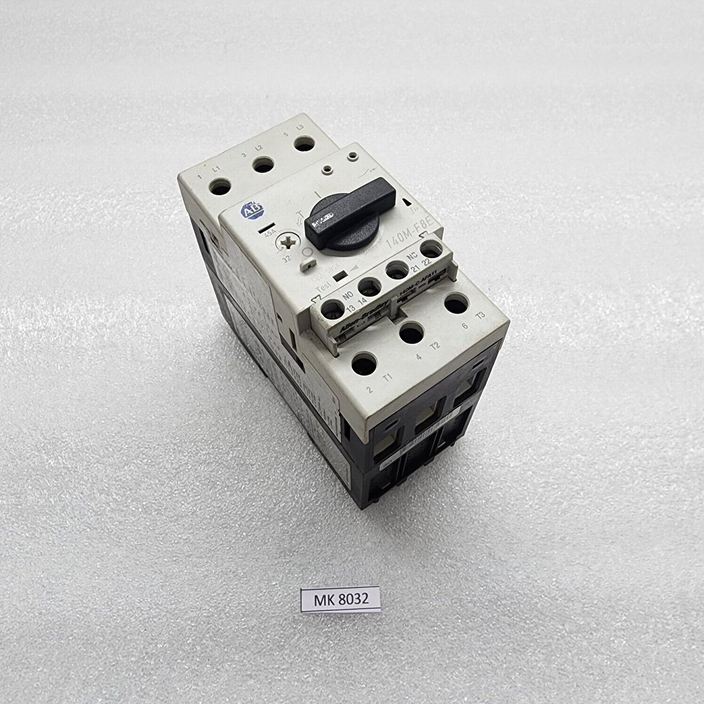 ALLEN BRADLEY CAT 140M-F8E-C45 STARTER CONTACTOR 190S-GND3-FC45C SERIES A