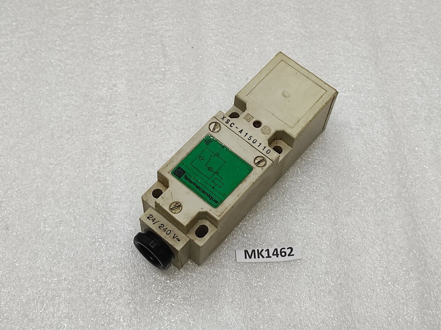 TELEMECANIQUE XSC-A150110 INDUCTIVE SENSOR
