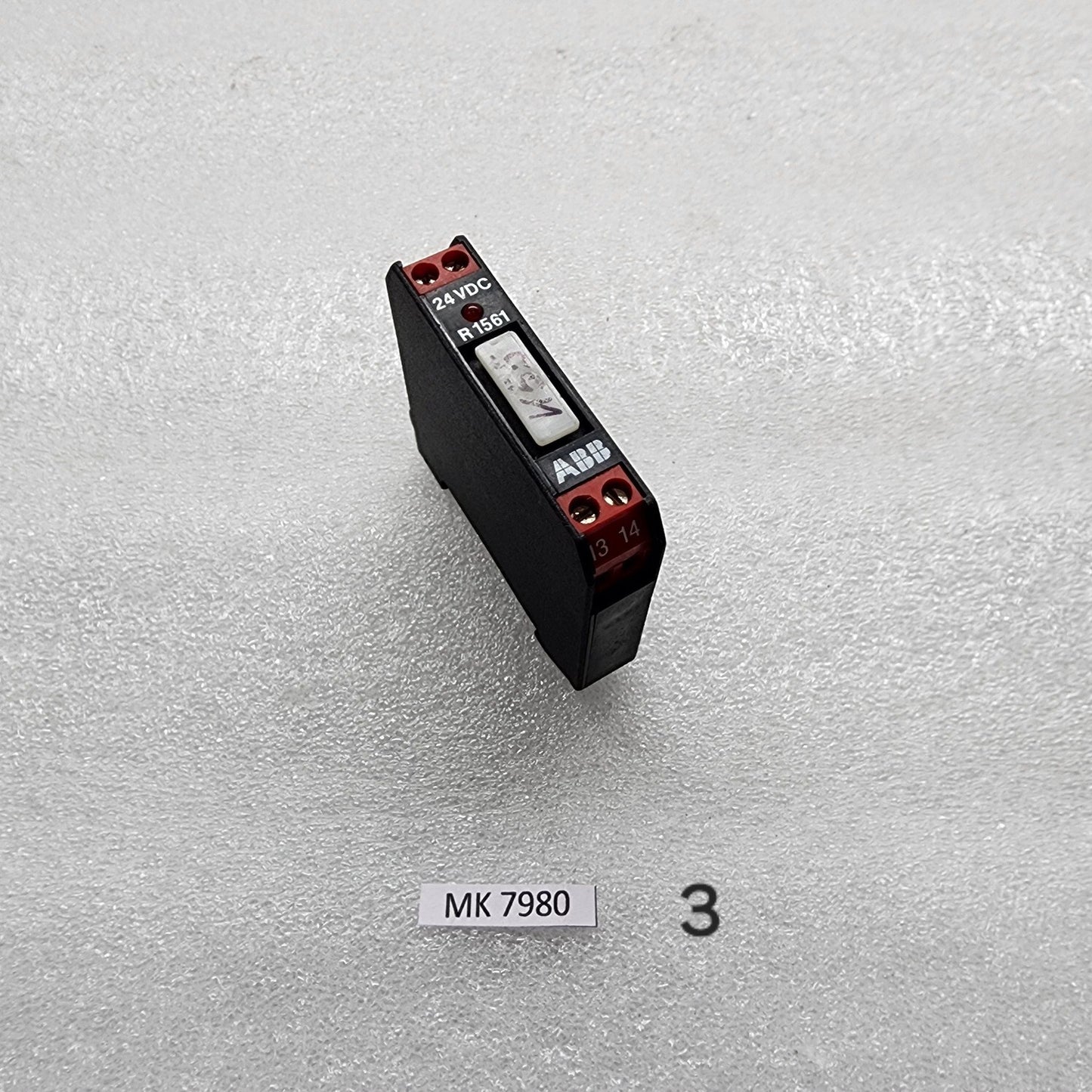 ABB R1561 SOLID STATE RELAY GHR1561001R1 24VDC