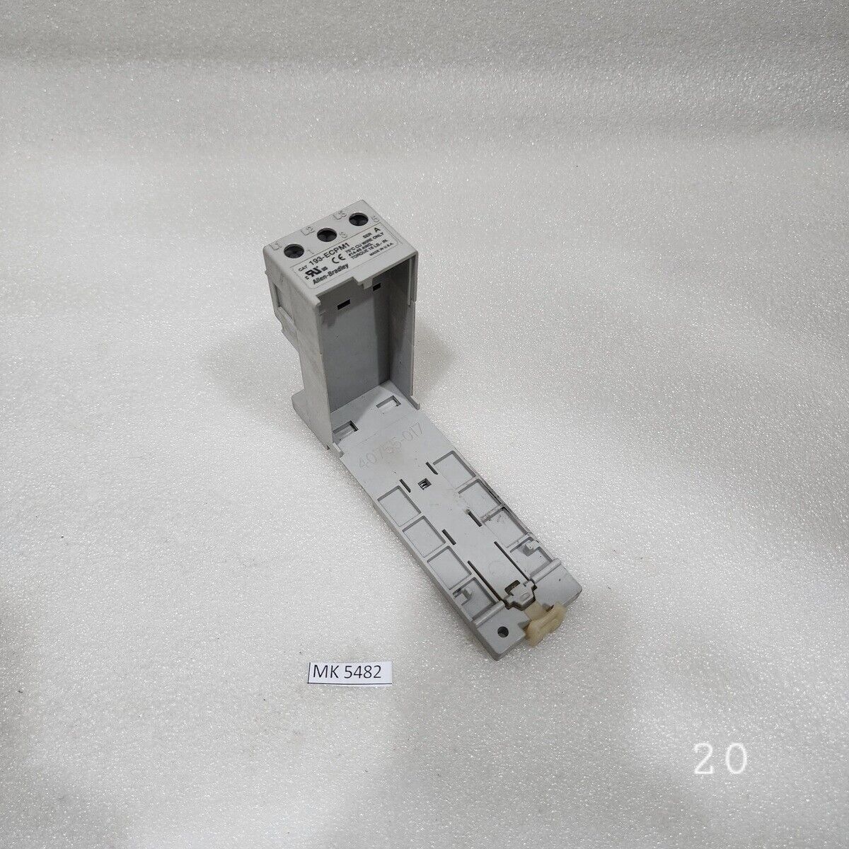 ALLEN BRADLEY CAT 193-ECPM1 DIN RAIL PANEL ADAPTER