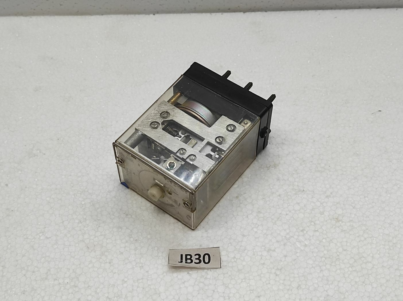 REFA RTS-61 TIME RELAY 5A 220V