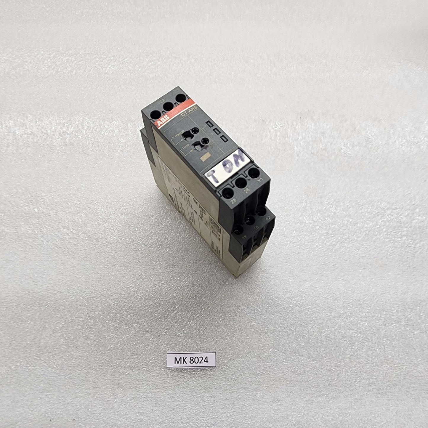 ABB CT-AHS.22S OFF-DELAY WITH AUX VOLTAGE TIME RELAY 1SVR730110R3300 24-240VAC