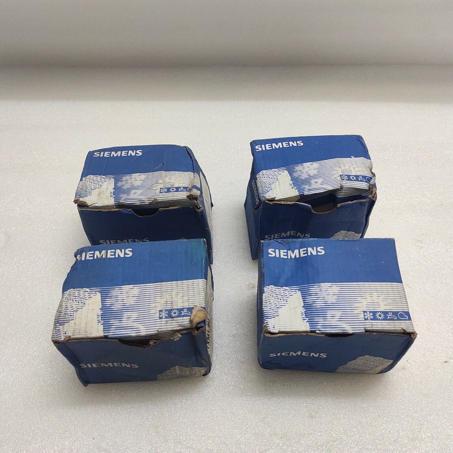 SIEMENS TXM1.8U 8-CH UNIVERSAL I/O MODULE