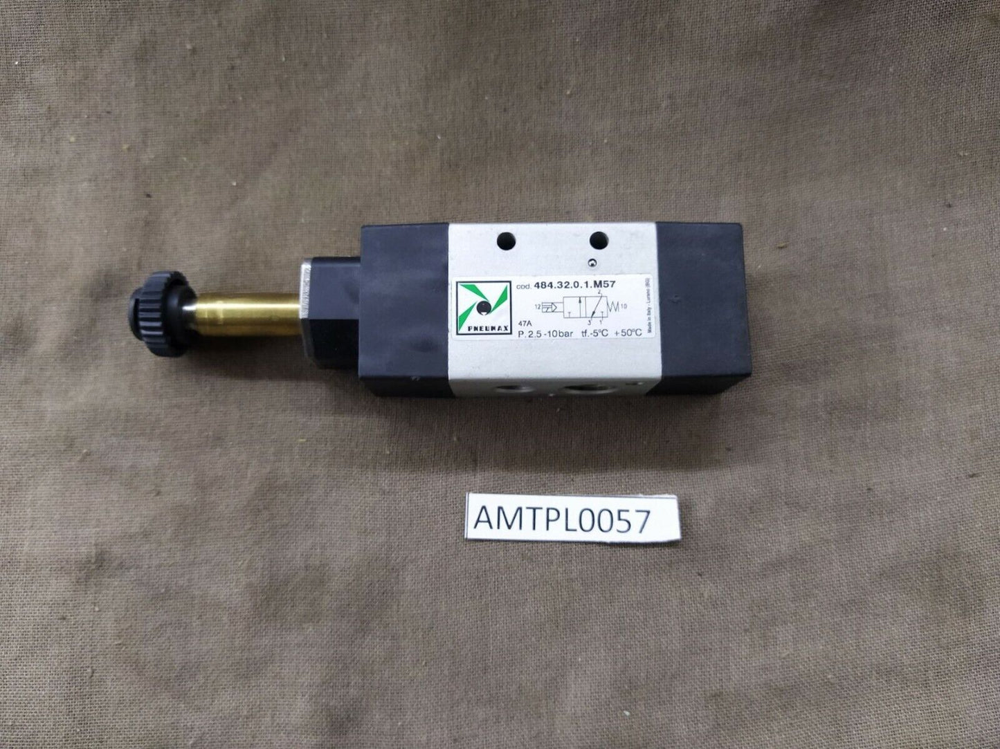 Pneumax 484.32.0.1.M57 Solenoid Spring Valve 10 BAR 484-32-0-1-M57