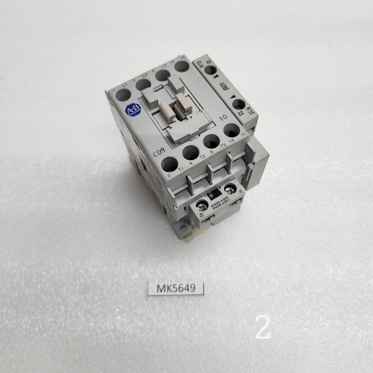 ALLEN BRADLEY CAT 100-C09-10 SER A MAGNETIC CONTACTOR 32A COIL VOLTAGE 110-120V