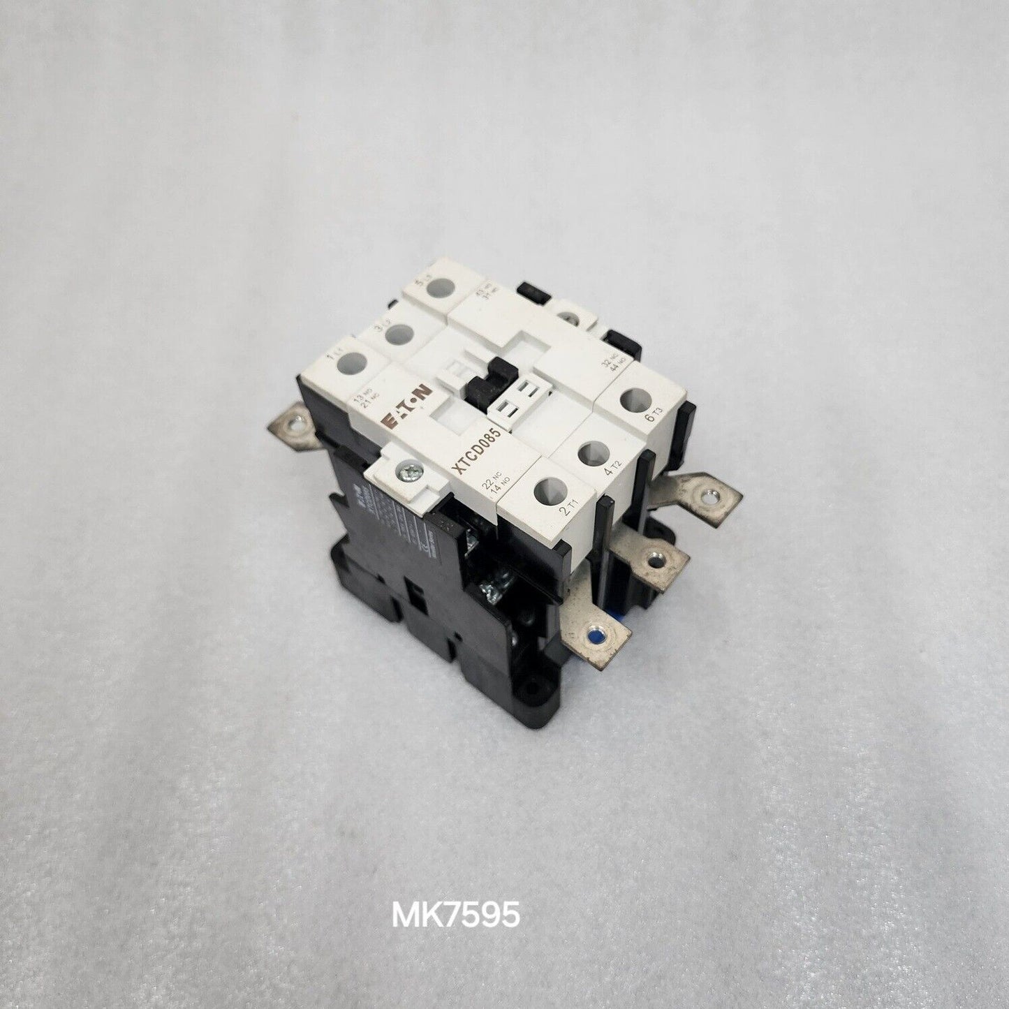 EATON XTCD085 3-POLE CIRCUIT BREAKER 135A