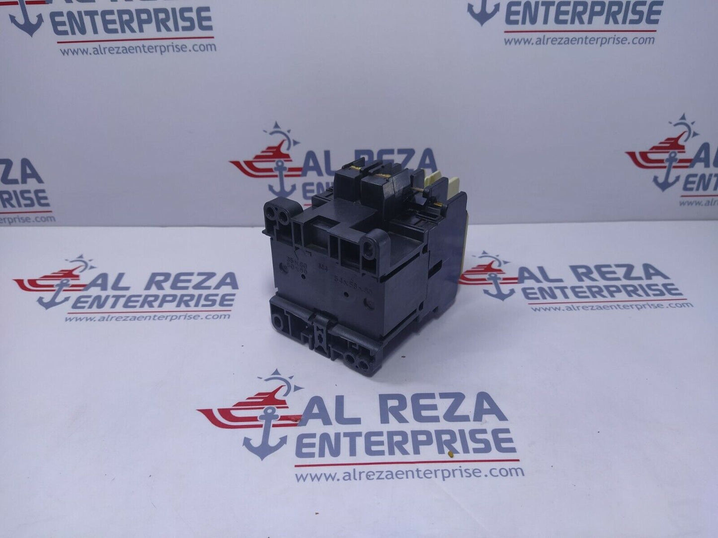 Fuji SC-5-1 (19) Magnetic Contactor 32A Coil Voltage 400-440V SZ-A11 Aux Relay