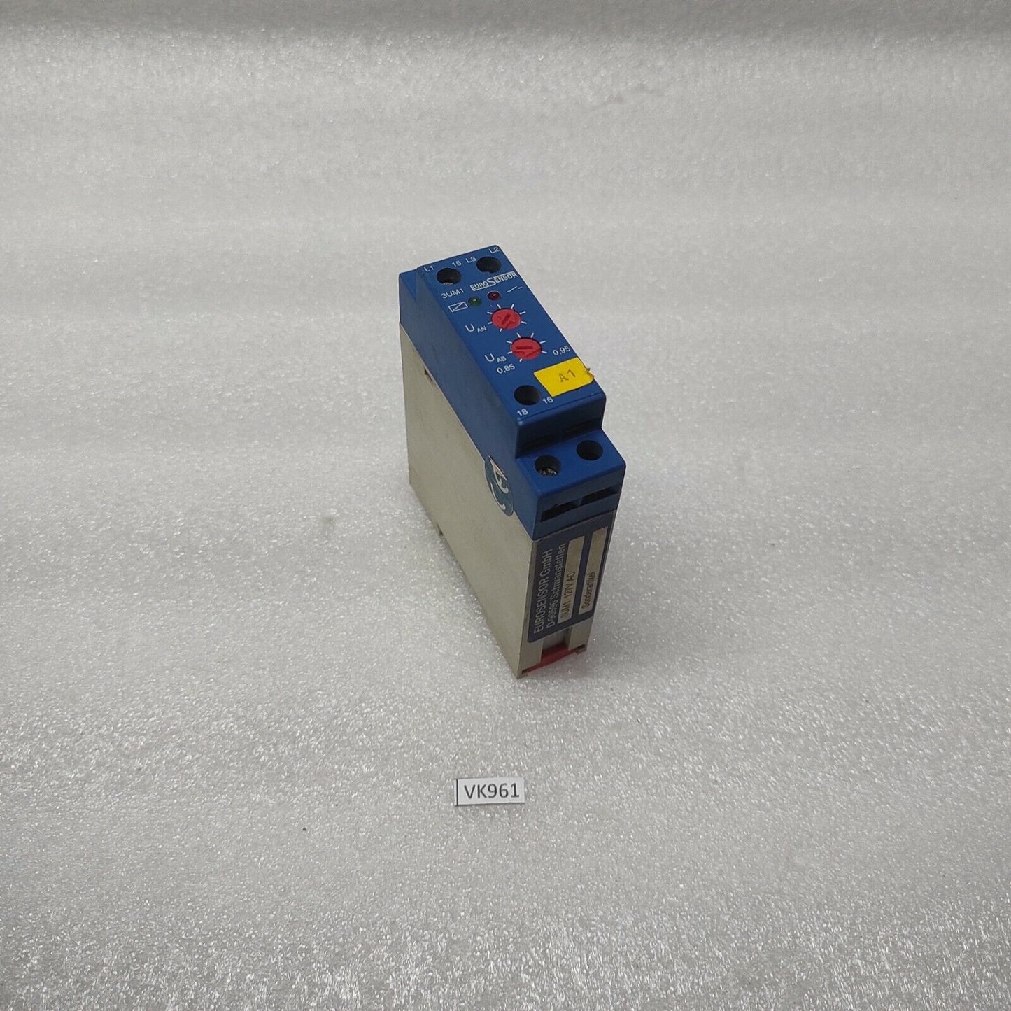 EUROSENSOR 3UM1 TIME RELAY 127VAC