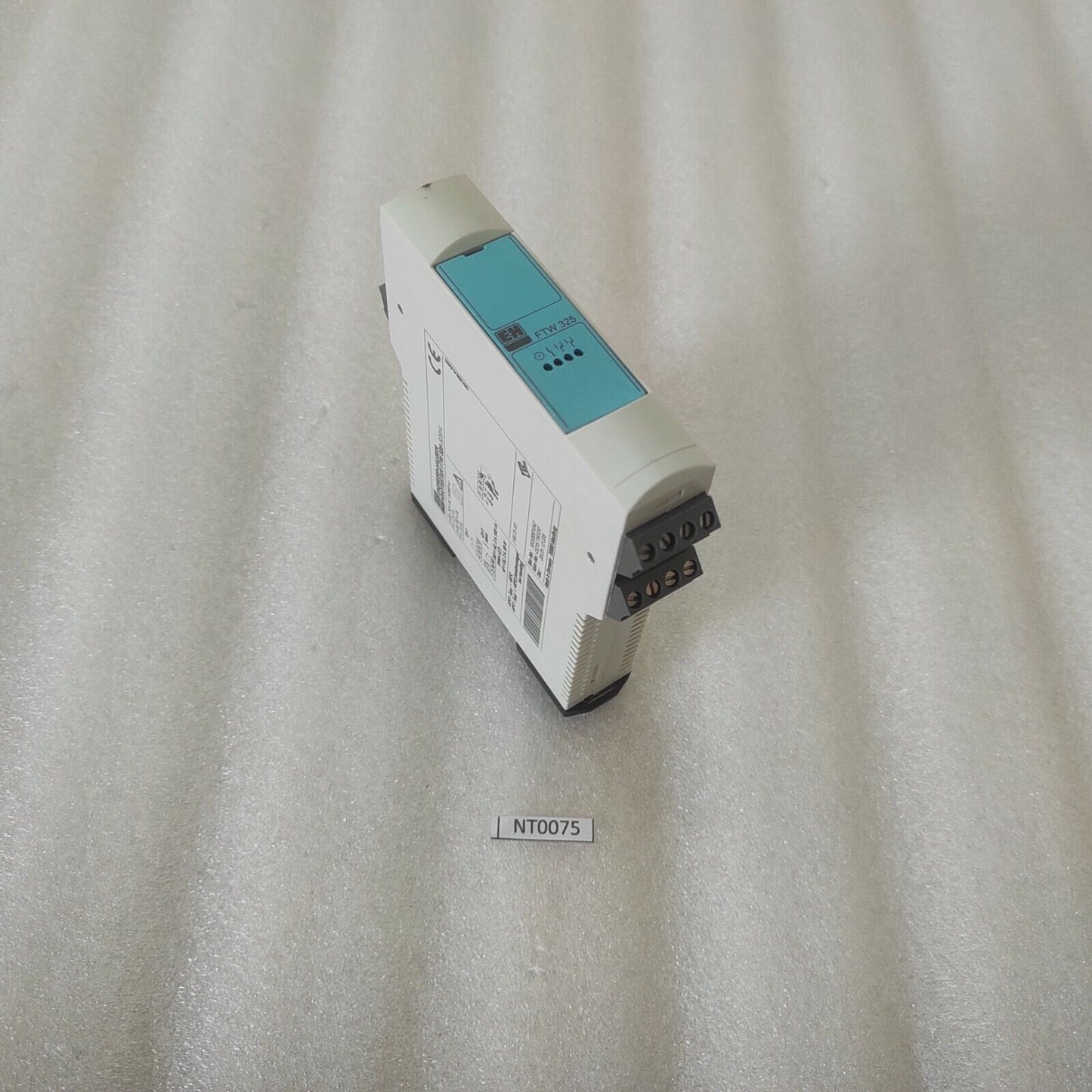 ENDRESS HAUSER FTW 325 CONDUCTIVE POINT LEVEL SWITCH NIVOTESTER FTW325-B2B1A