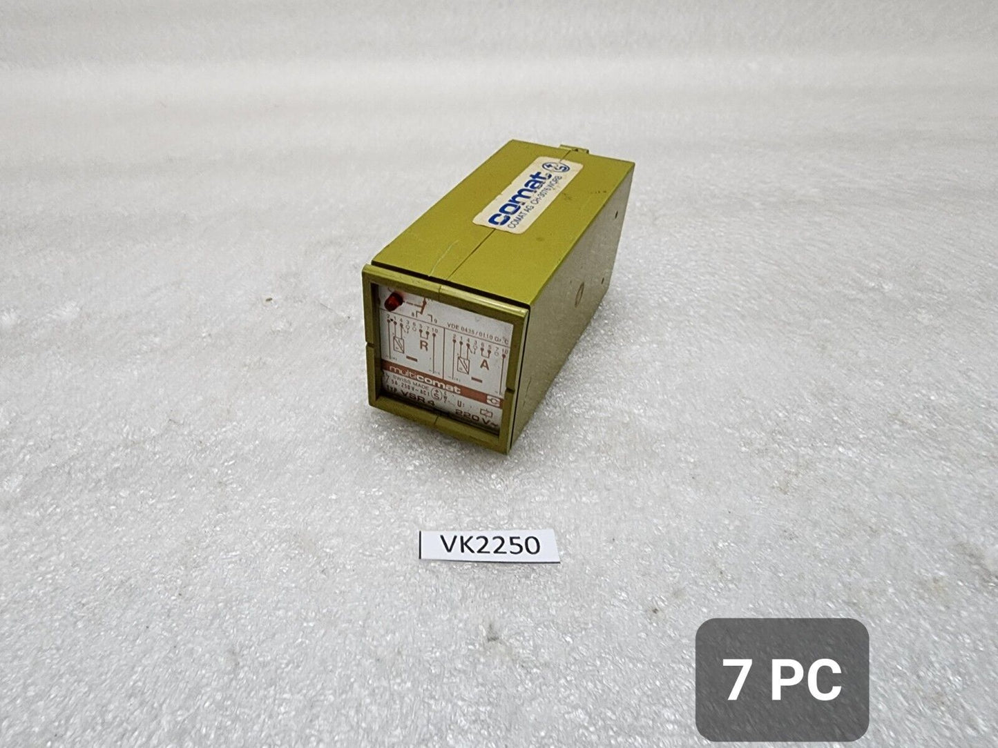 MULTICOMET VSR4 TIME DELAY RELAY 220VAC