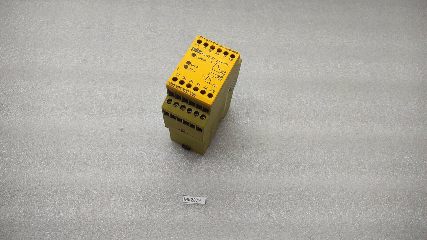 PILZ P2HZ X1 24VDC 3S 10 SAFETY RELAY 774340 24VDC