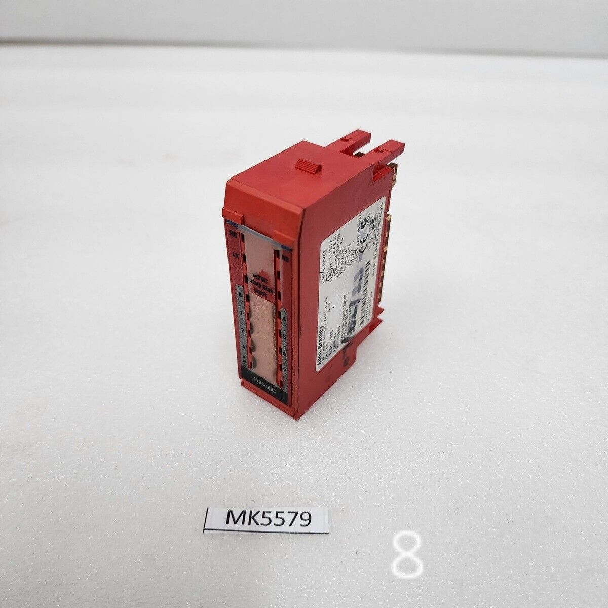 ALLEN BRADLEY CAT 1734-IB8S 8-POINTS SAFETY DC INPUT MODULE 19904 SER A