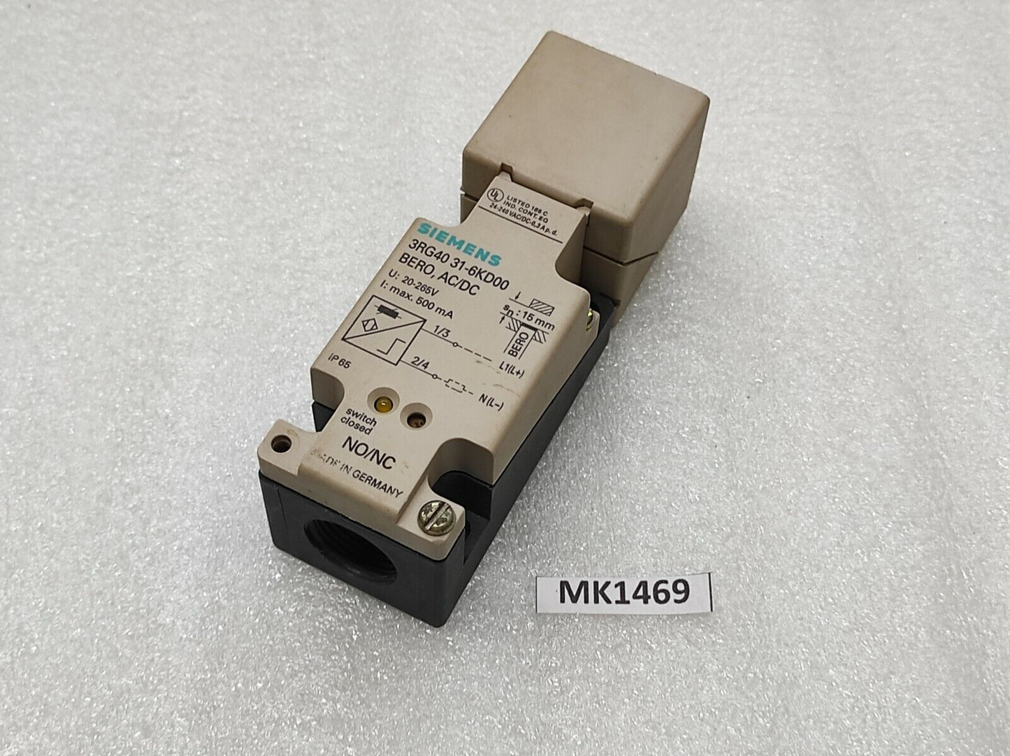 SIEMENS BERO 3RG4 INDUCTIVE SENSOR 3RG4031-6KD00