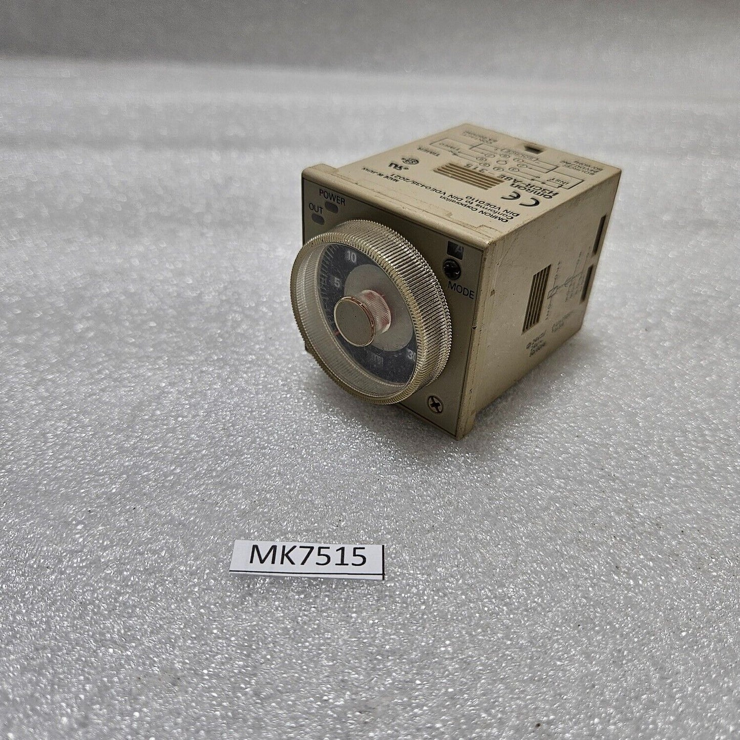 OMRON H3CR-A8E-315 MULTIFUNCTION TIMER 24VDC/AC