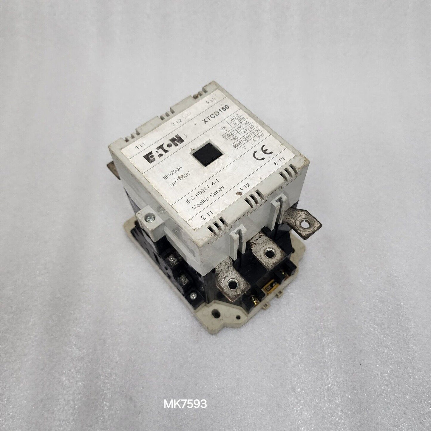 EATON XTCD150 3-POLE CIRCUIT BREAKER 200A 220V