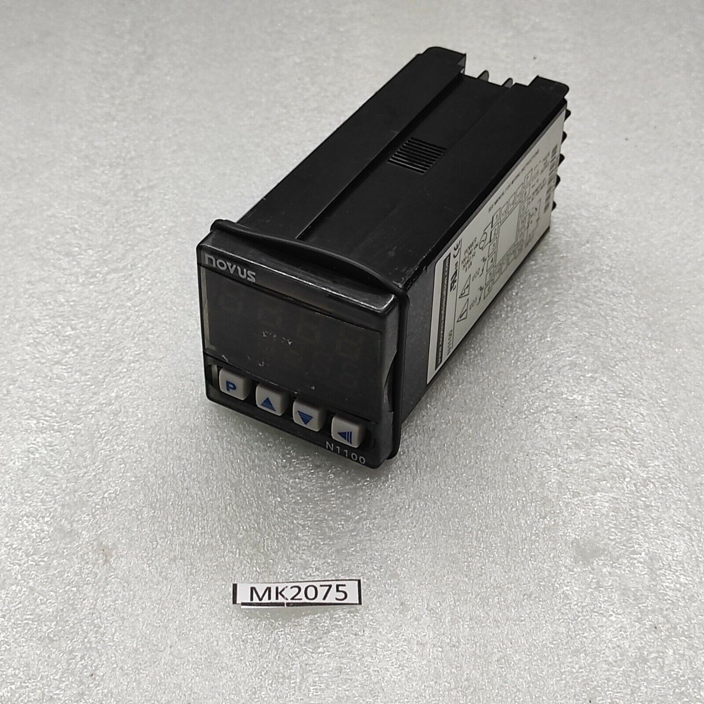 NOVUS N1100 UNIVERSAL CONTROLLER 100-240VAC