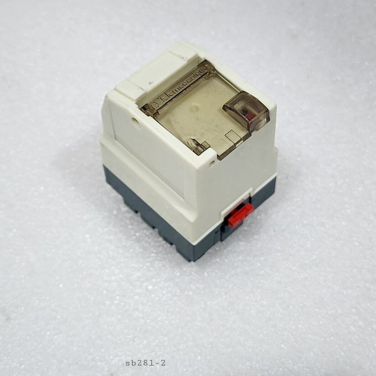 TELEMECANIQUE RHN 41 PLUG IN RELAY SCHNEIDER ELECTRIC