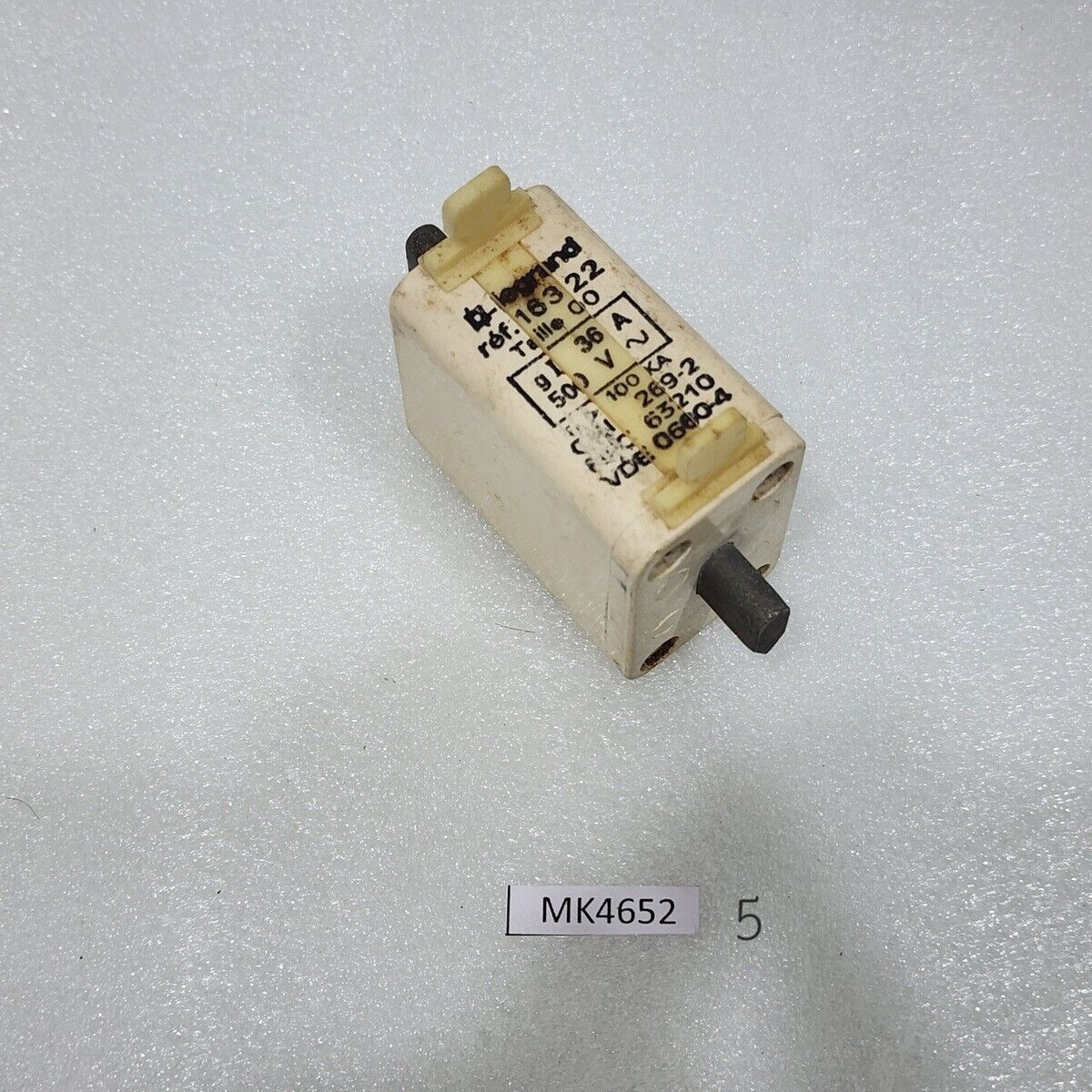 LEGRAND 163 22 36A HRC BLADE TYPE CARTRIDGE FUSE 36A/500V LOT OF 5 UNITS