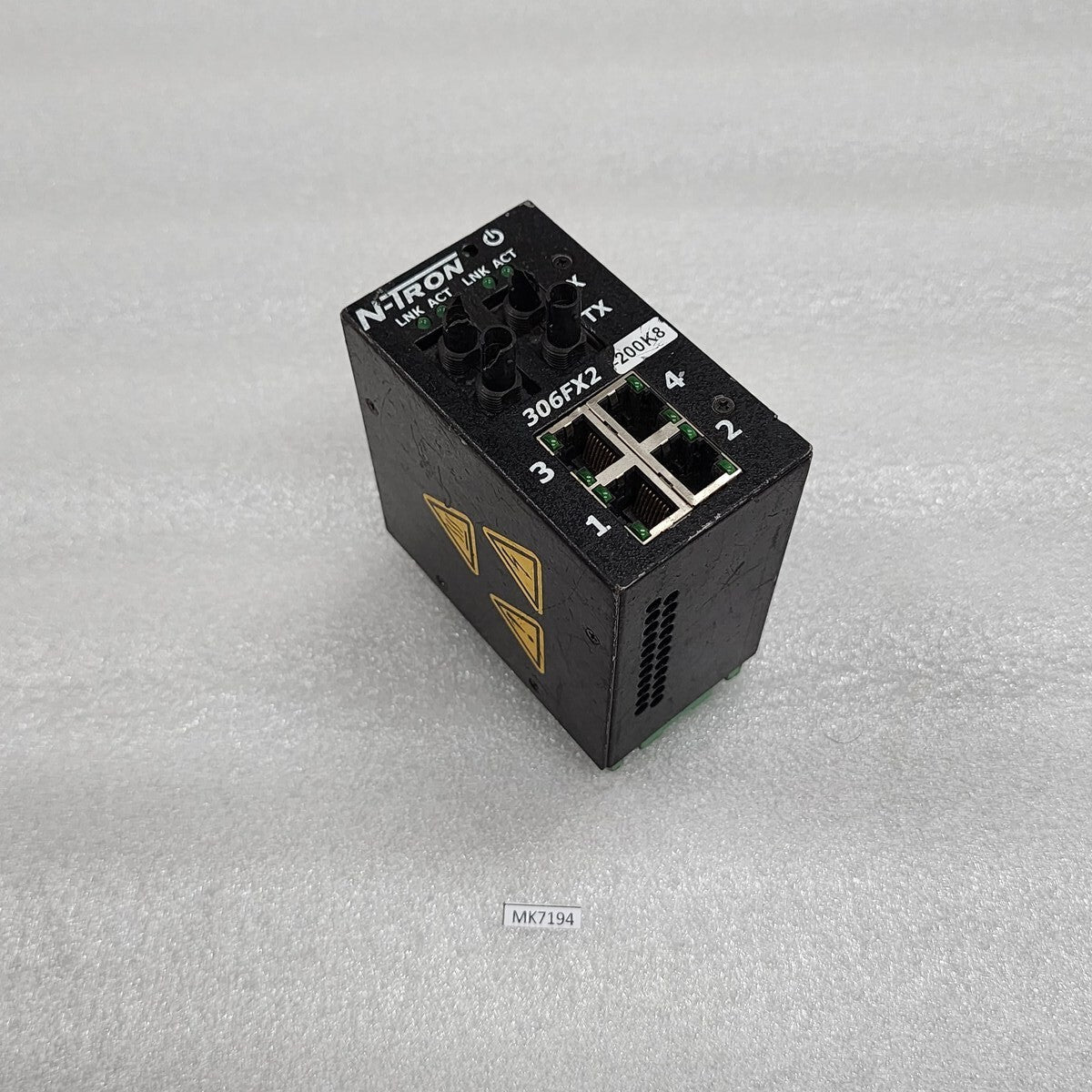 N-TRON 306FX2-N-ST INDUSTRIAL ETHERNET SWITCH 10-30V